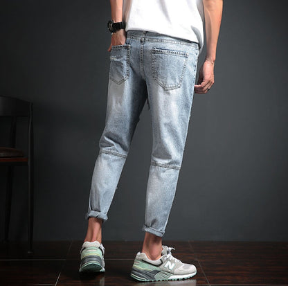 STRETCH DISTRESSED DENIM